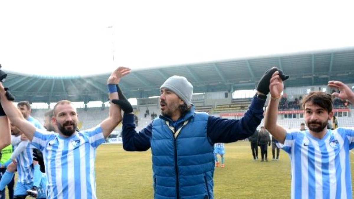 Bb Erzurumspor Teknik Direktörü Yıldırım Açıklaması