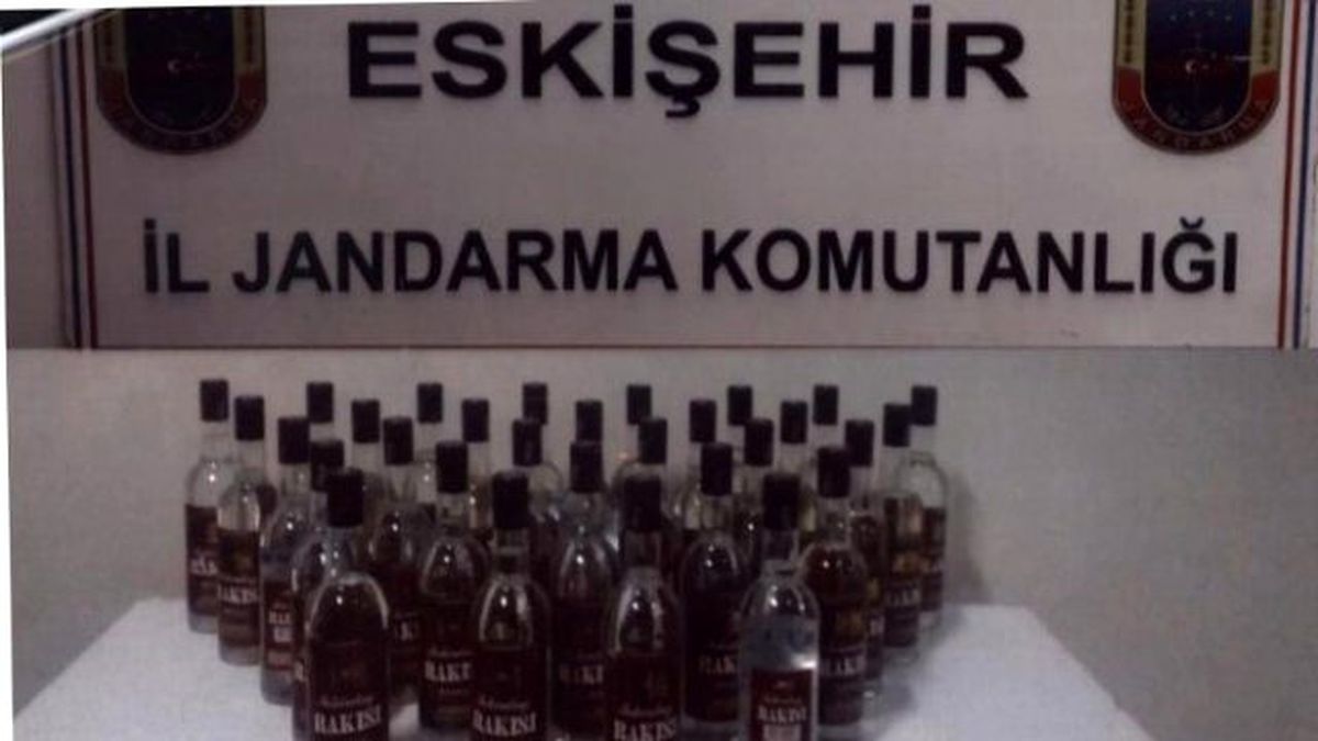 Eskişehir\'de 30 Şişe Kaçak İçki Ele Geçirildi