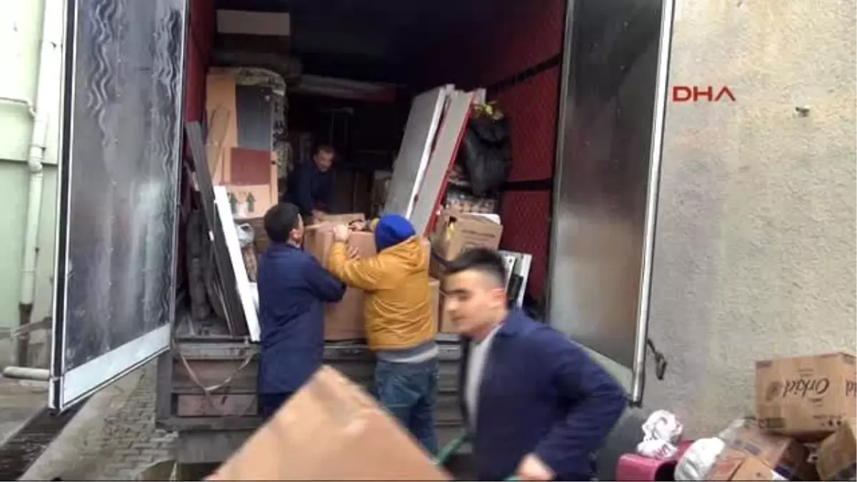 Kırıkkale Ev Eşyası Götüren Kamyonda 110 Bin 900 Paket Kaça Sigara