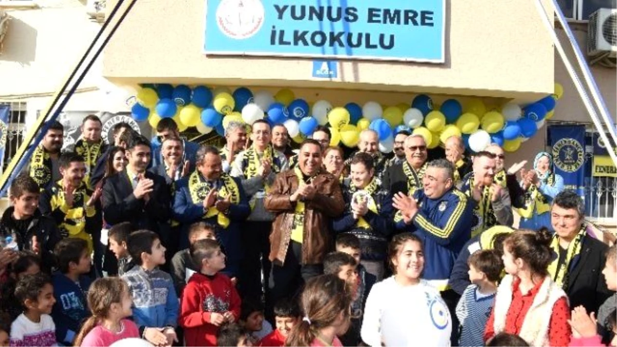 Tarsus Genç Fenerbahçeliler\'den Eğitime Destek