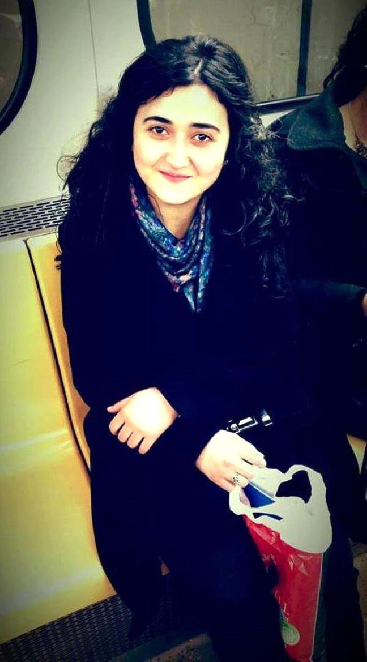 26 Yaşındaki Öğretmen İntihar Etti