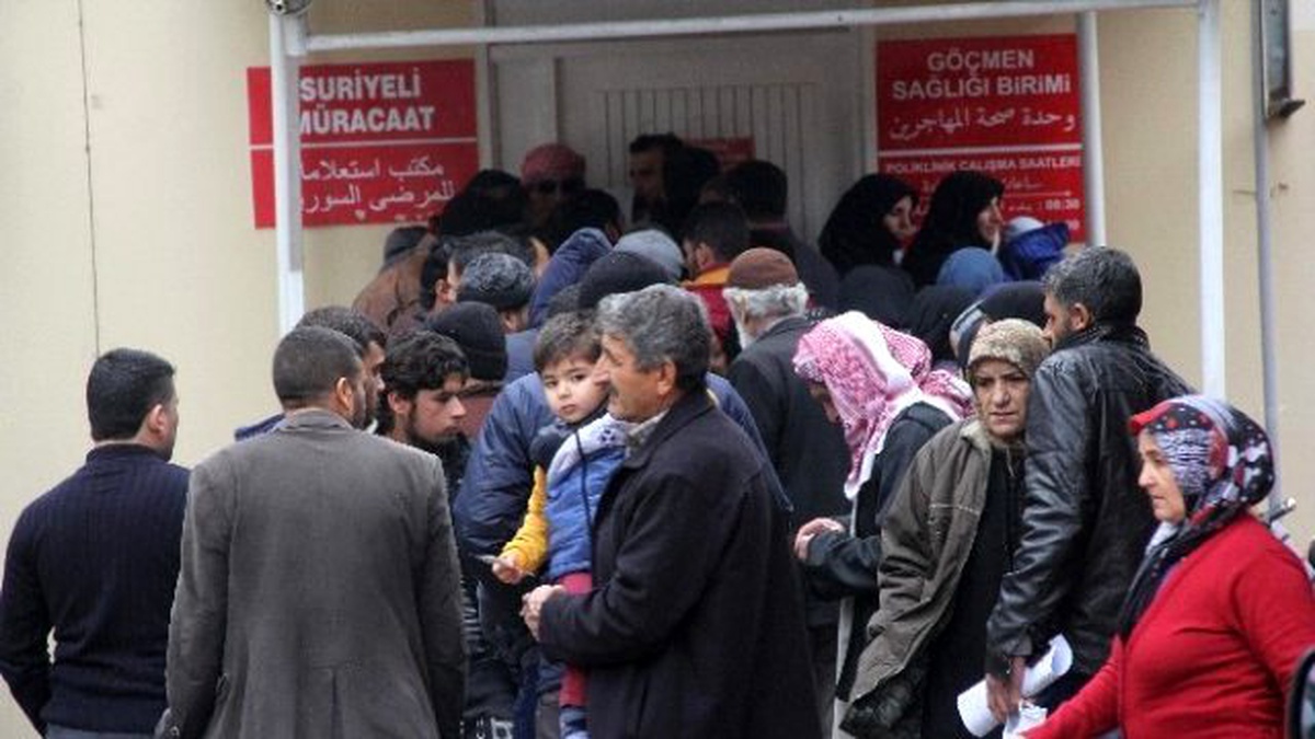 Adana\'da Suriyelilere Sağlık Hizmeti