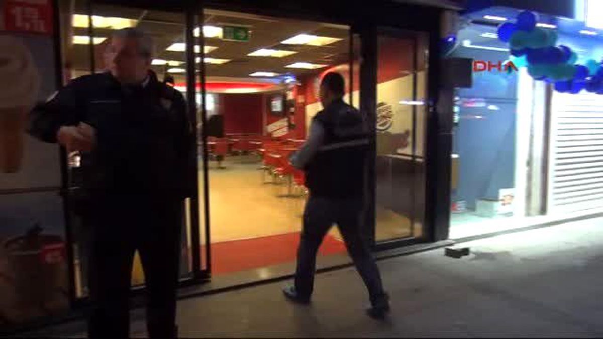 Madde Bağımlısı, Restorant Tuvaletinde Altın Vuruş Yaptı