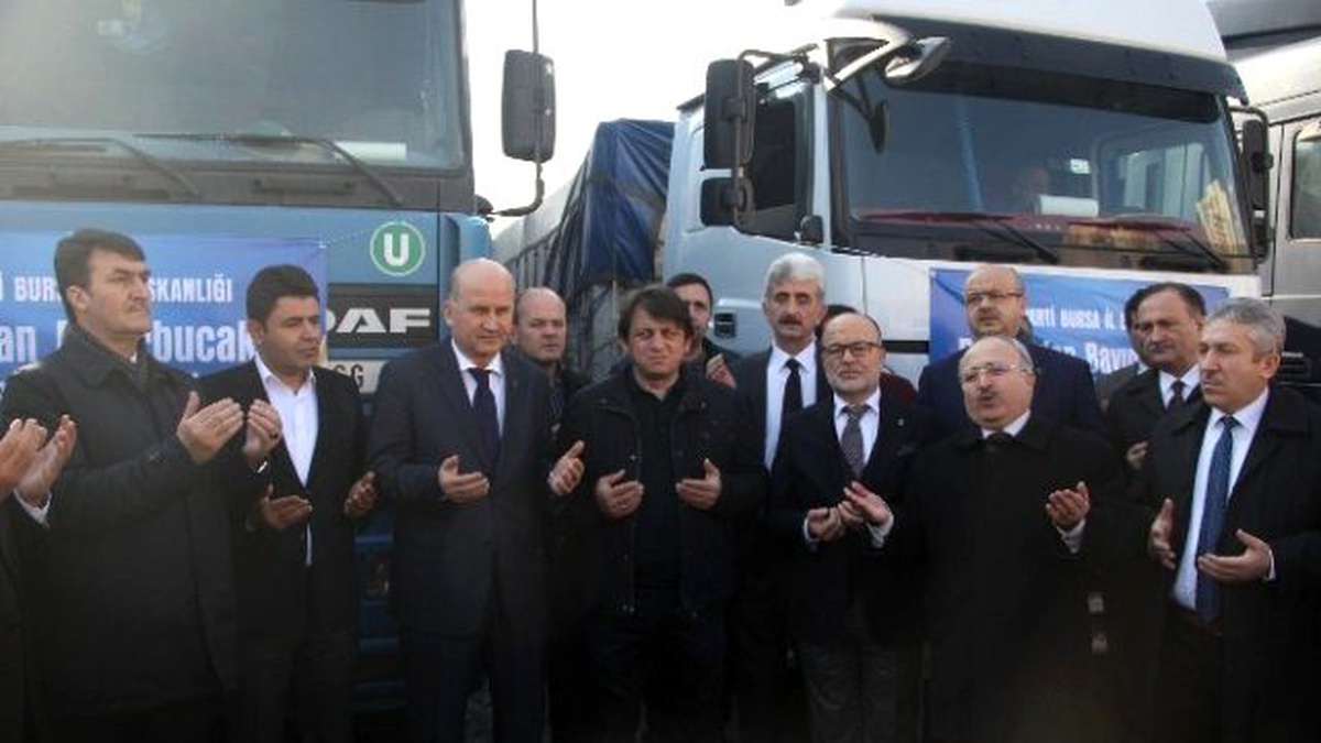 AK Parti Bursa\'dan Bayırbucak\'a Yardım Yağıyor