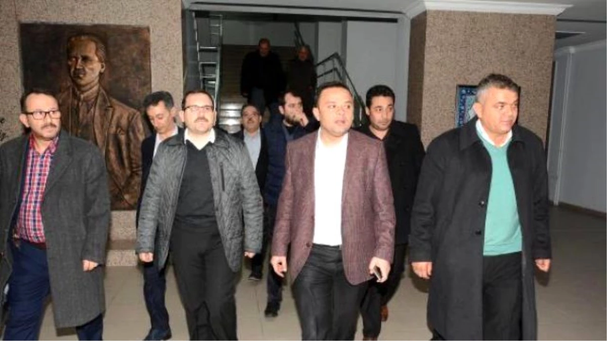 AK Parti\'den Kılıçdaroğlu Hakkında Suç Duyurusu