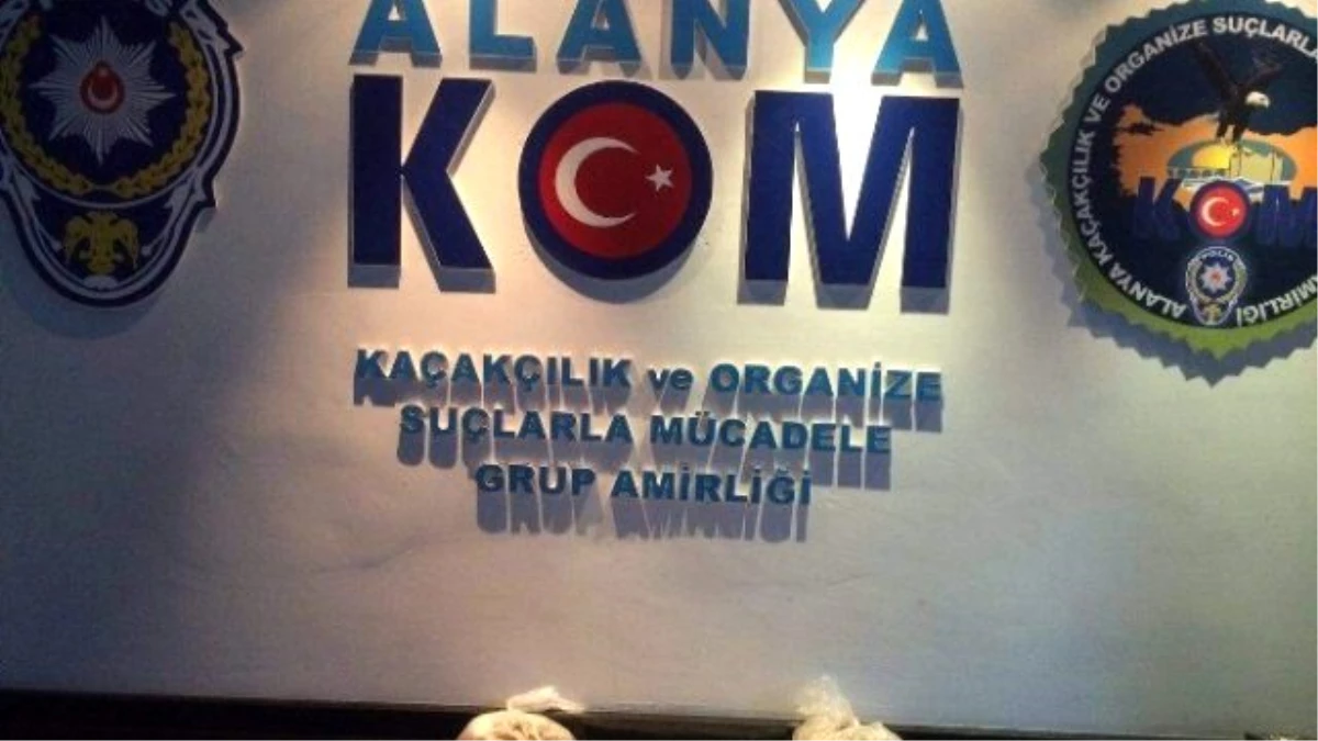 Alanya\'da 1 Kilogram Eroin Ele Geçirildi