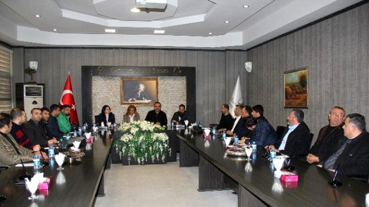 Baharatçılara, Dünya Pazarlarının Yolu Açılıyor