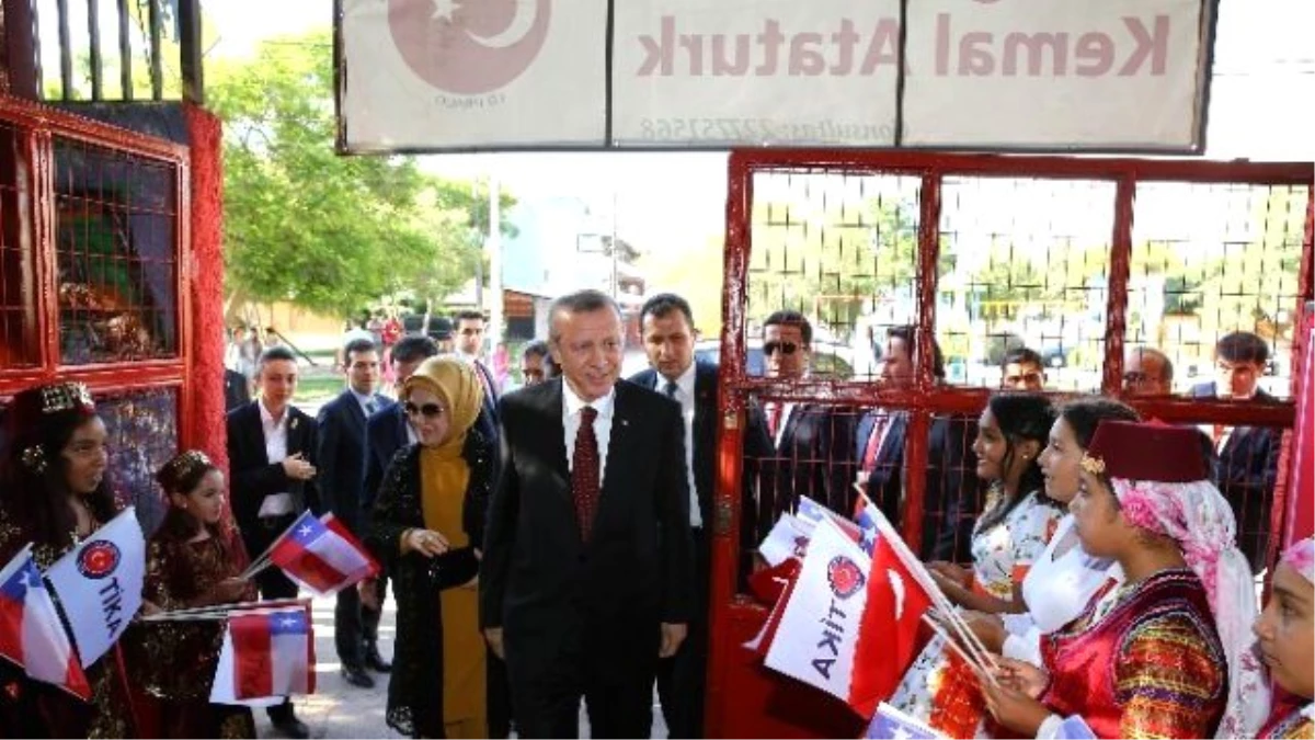 Cumhurbaşkanı\'ndan Şili\'deki Mustafa Kemal Atatürk İlkokulu\'na Ziyaret