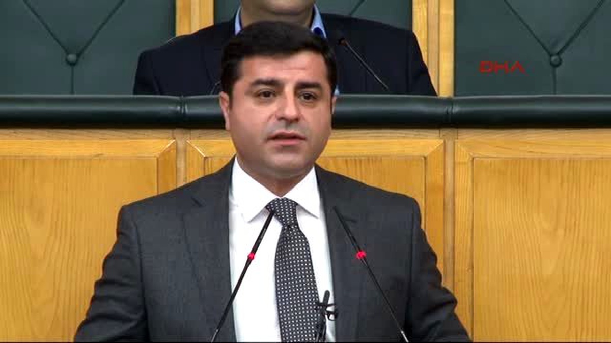 Demirtaş Biz Özyönetim, Özerklik Dediğimizde Tarihimize En Uygun Öneriyi Yapıyoruz.