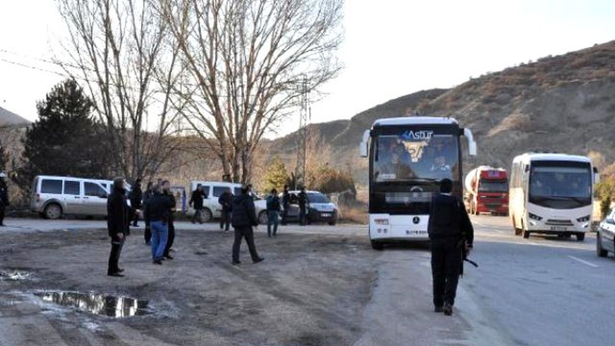 Eskişehir\'de Kent Girişinde Polis Araması