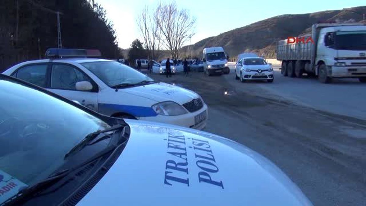 Eskişehir\'de Kent Girişinde Polis Araması