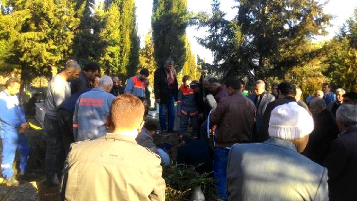 Hayattayken Hiç Görmediği 9 Aylık Oğlunun Cenazesini Aldı (2)