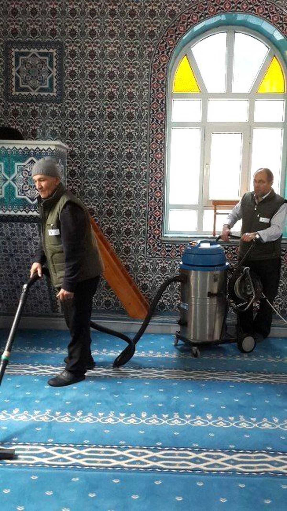 İzmit\'te Bir Ayda 33 Cami Temizlendi