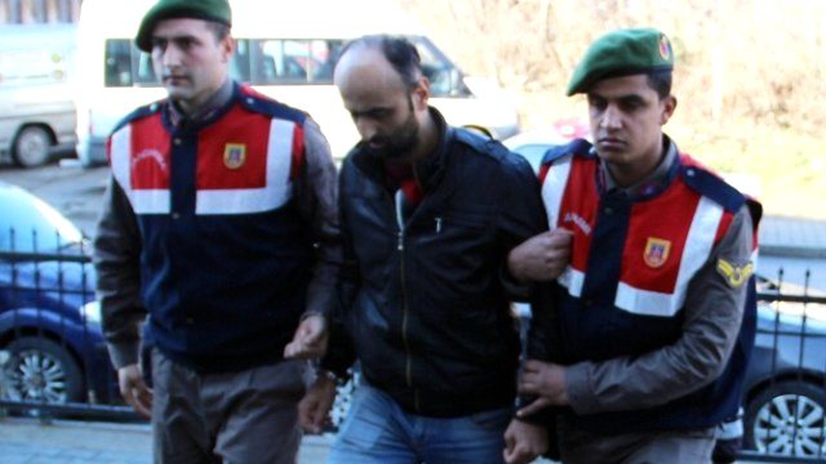 Jandarma, Tarım Aracında Uyuşturucu Ele Geçirdi
