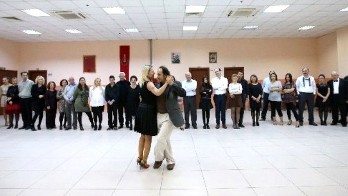 Karşıyaka\'da 2 Bin 500 Kişiye Ücretsiz Kurs