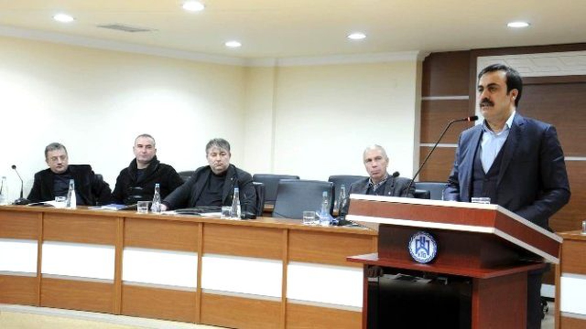 Kto\'da Meslek Komiteleri İstişare Toplantıları Sürüyor