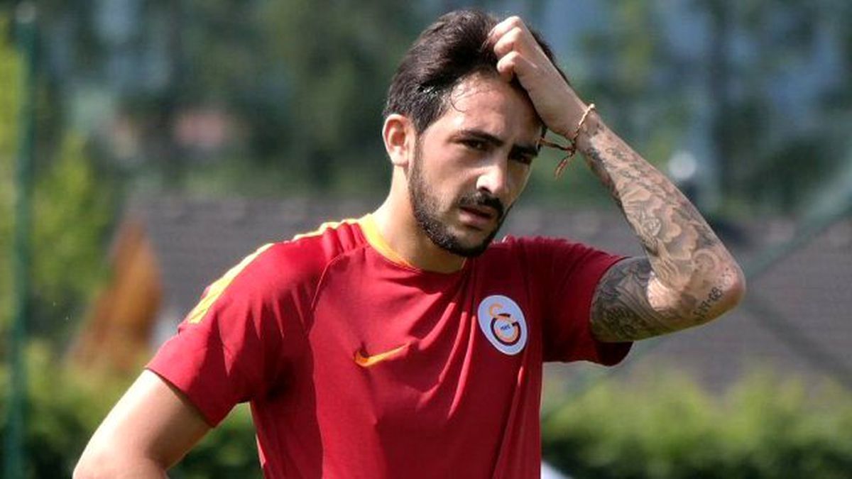 Mustafa Denizli Biletini Kesti!
