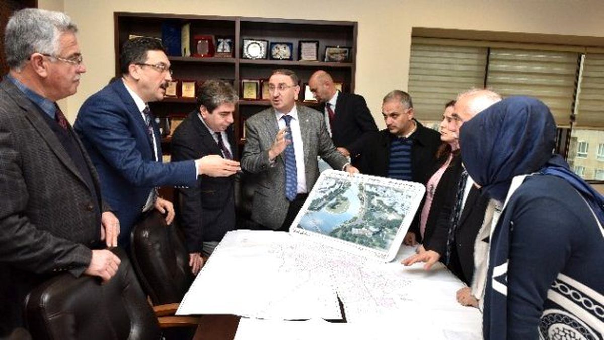 Mustafakemalpaşa\'da Alt Yapı Hamlesi