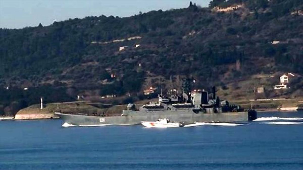 Rus Savaş Gemisi Akdeniz\'e İniyor