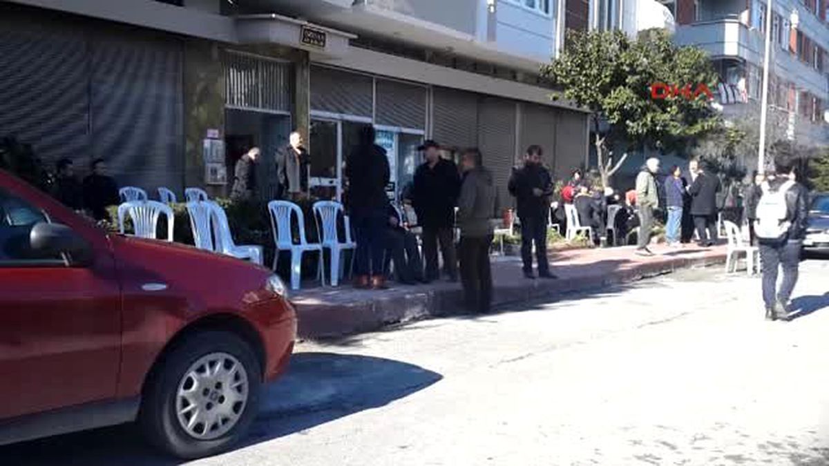 Samsun Boşanan Doktor Çiftin 17 Yaşındaki Oğlu Kendini Astı
