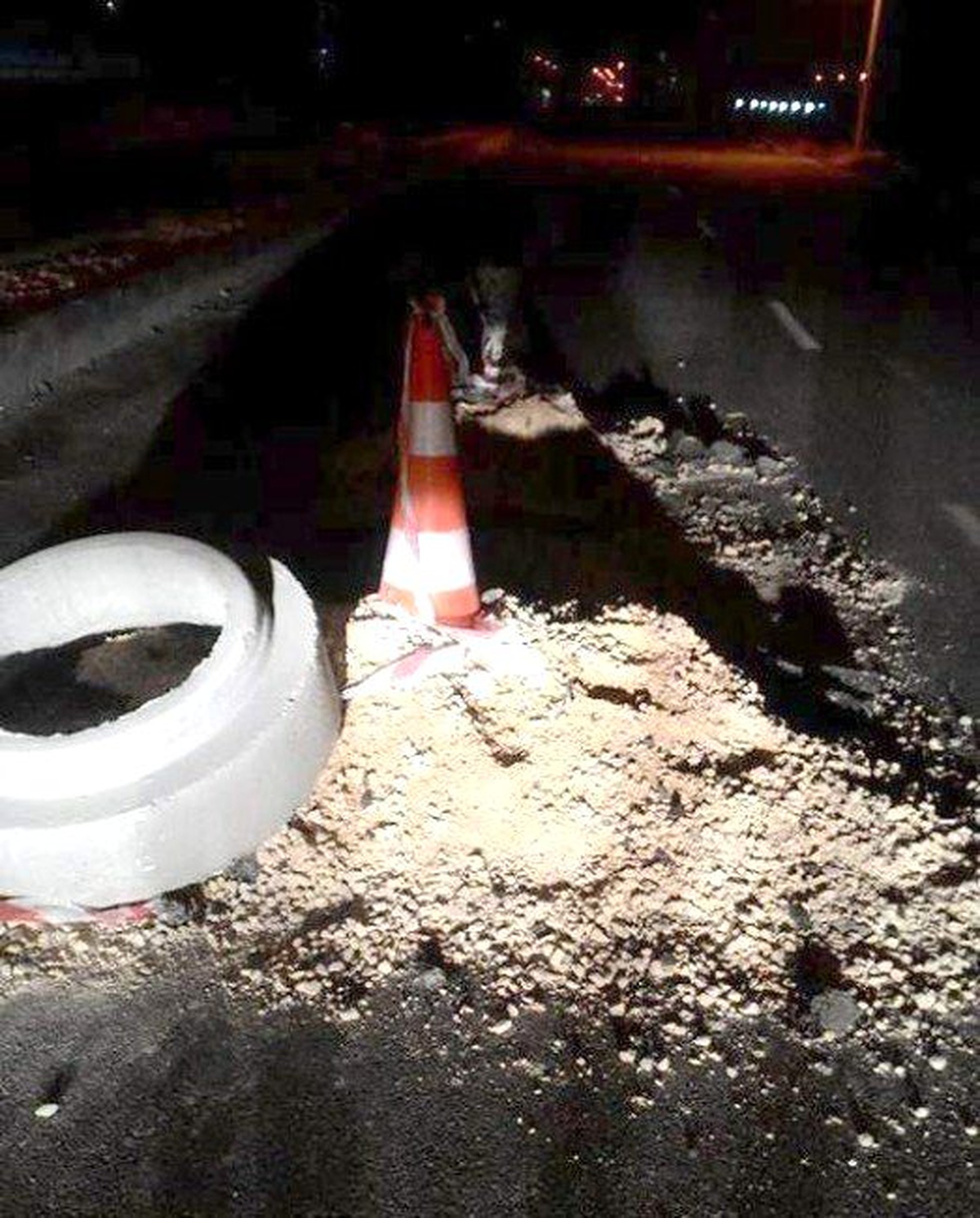 Vatandaşlar Yolda Bulunan Çalışmaların Tamamlanmasını Bekliyor
