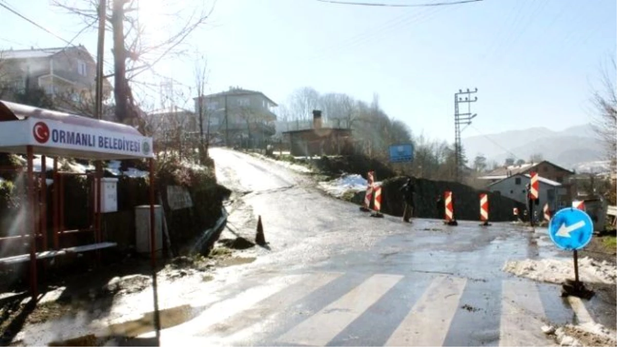 Zonguldak\'ta 25 Köye Ulaşımı Sağlayan Yol Göçtü