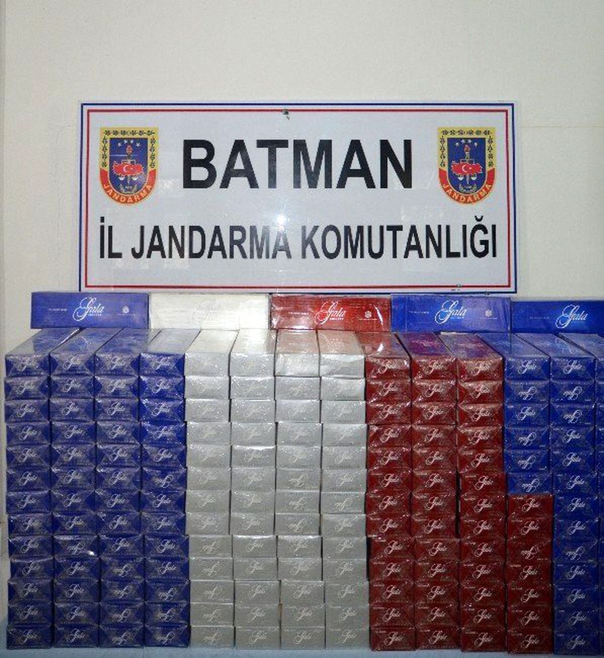 Batman\'da 35 Bin Paket Kaçak Sigara Ele Geçirildi