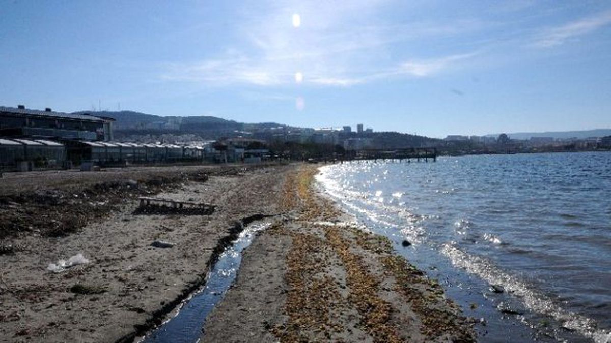 Çanakkale\'de Deniz Çekildi