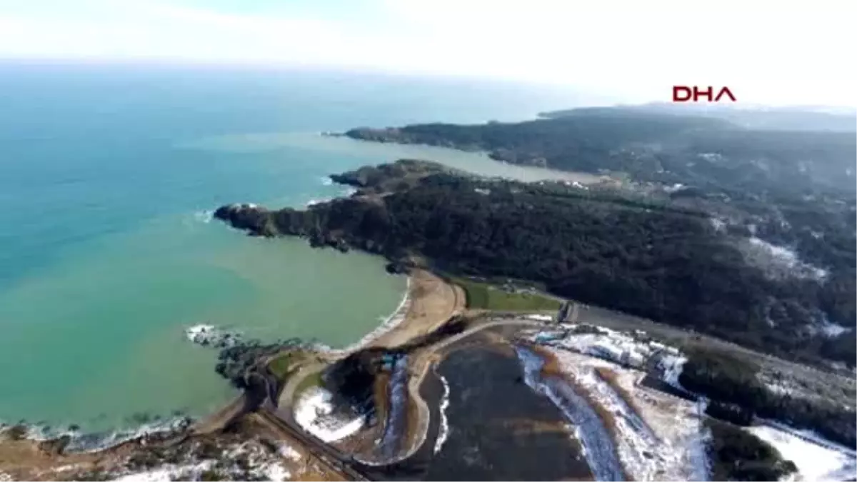 CHP Milletvekili Yarkadaş, Demirciköy\'ü Dalya Plajına Bağlayan Asfalt Yolun Tel Bariyerlerle...