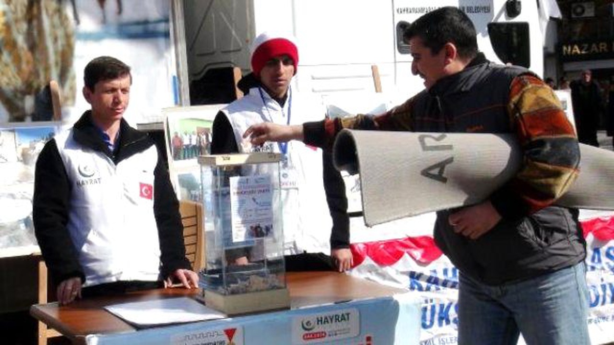 Kahramanmaraş\'ta Bayırbucak Türkmenleri İçin Hedef 46 Tır Yardım