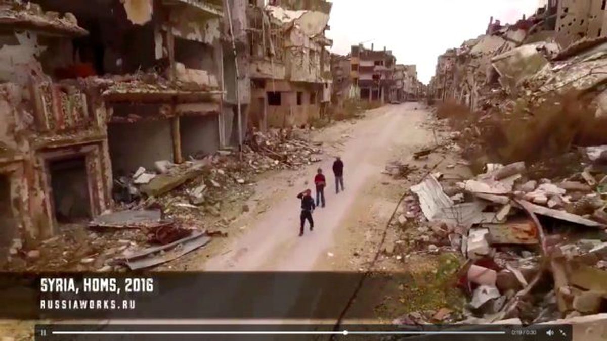 Ruslar Harabeye Dönen Humus'un Dronla Çekilen Görüntülerini Yayınladı