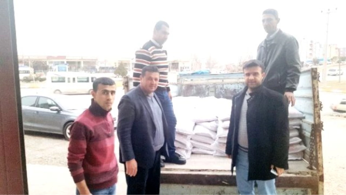 AK Parti Besni Teşkilatından Bayırbucak Türkmenlerine Yardım