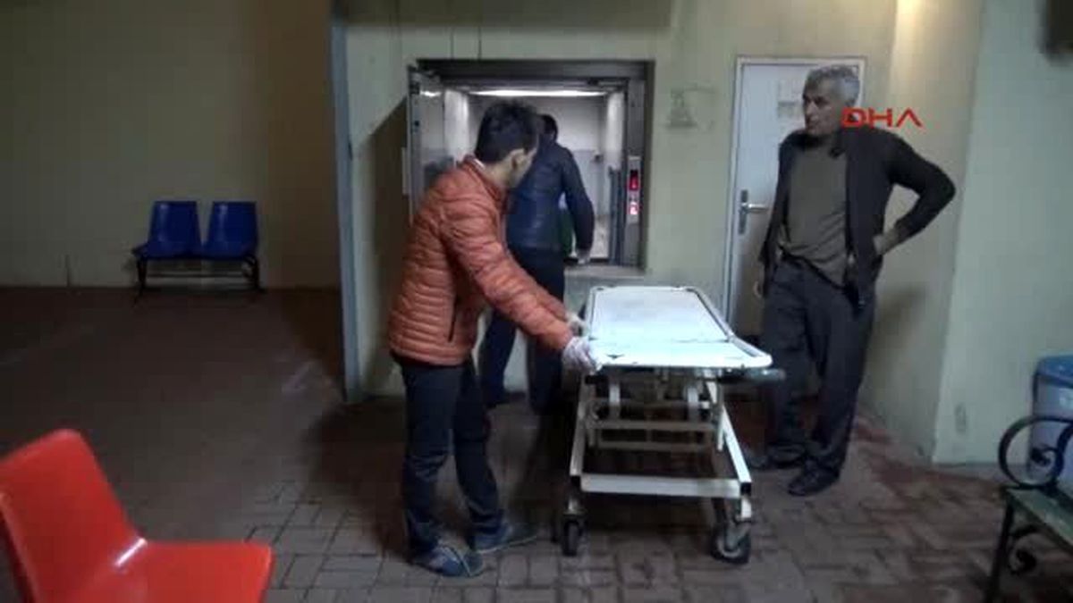 Antalya Karısını Başına Çekiçle Vurarak Öldürdü