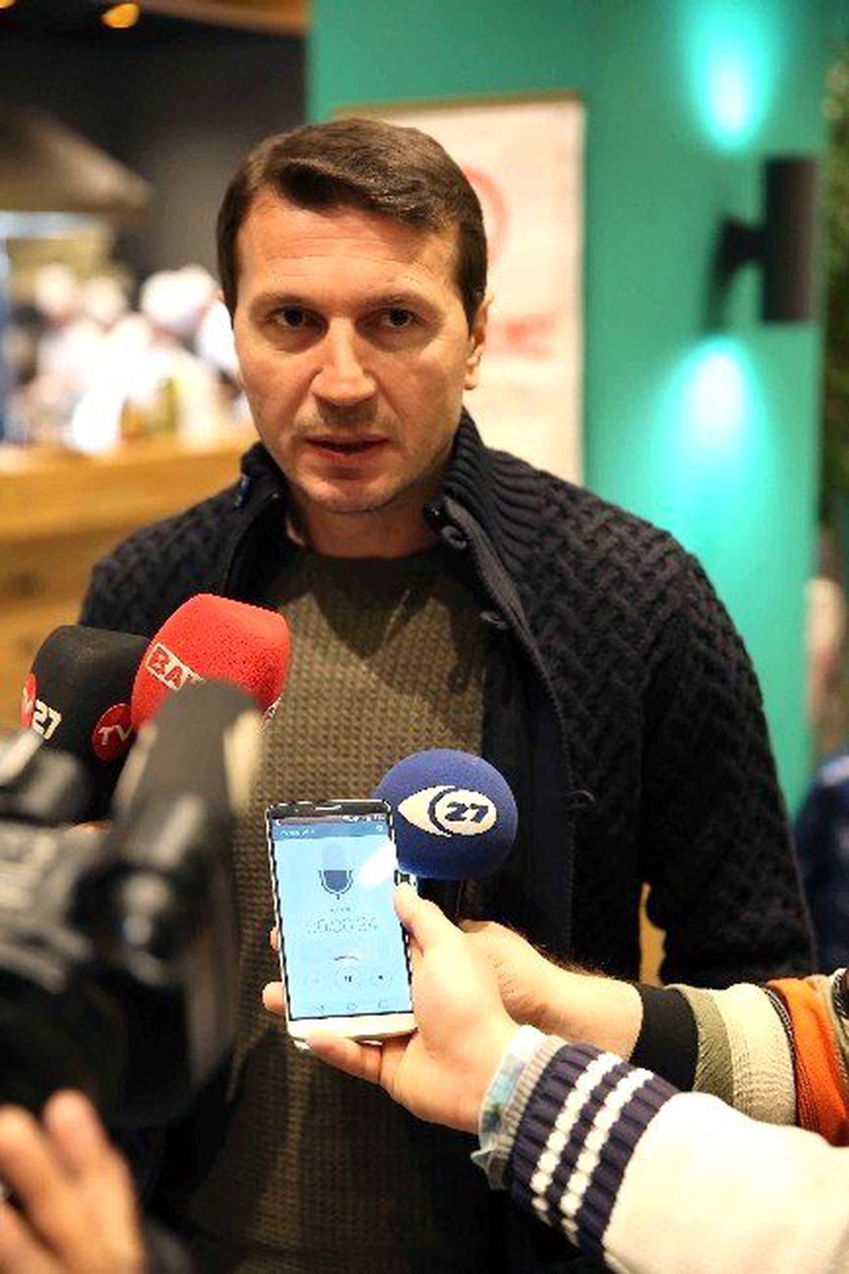 Büyükşehir Futbolcuları Mahmood Cafe de Buluştu.