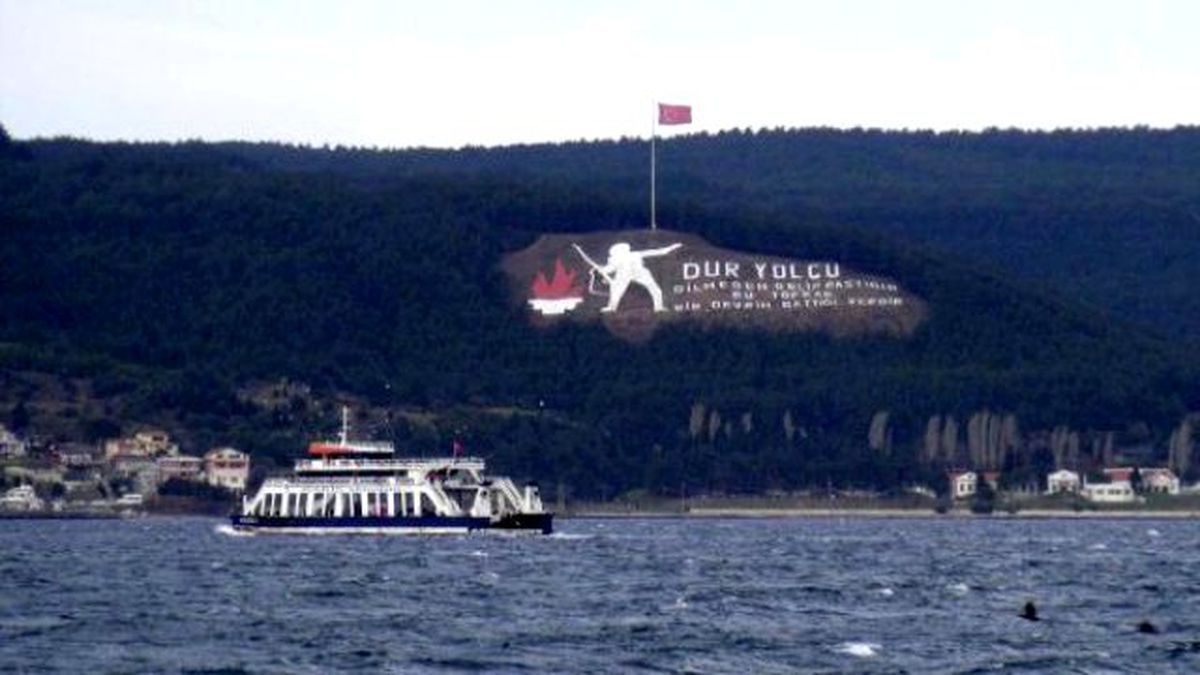 Çanakkale\'de Deniz Ulaşımına Lodos Engeli
