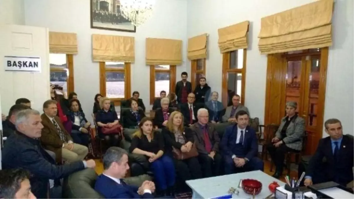 CHP İl Yönetiminden Başkan Gençer\'e Ziyaret