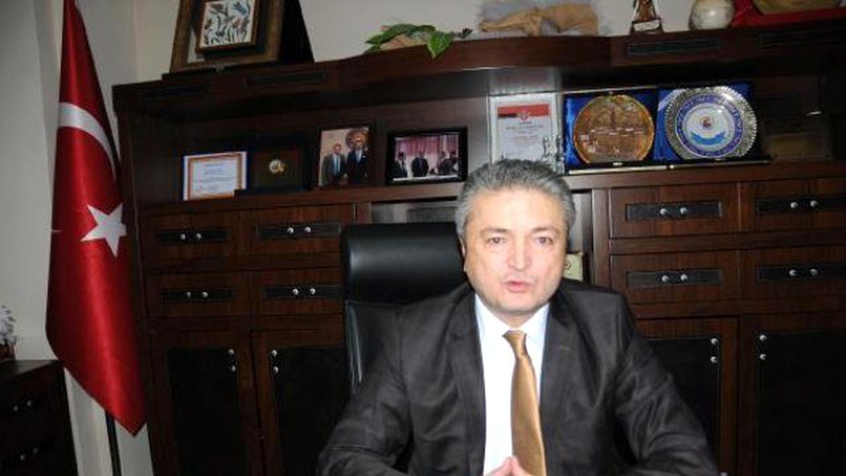 Hakkari\'nin Taşınmaması İçin Başbakan\'la Görüştüler