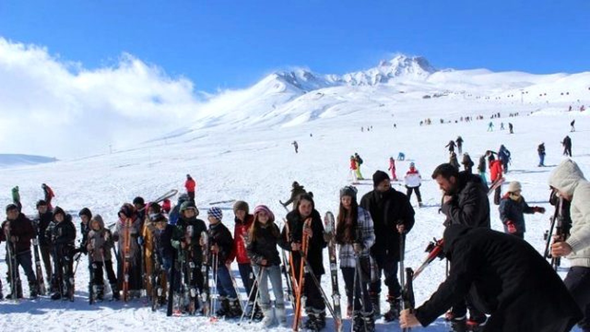 Kadışehri Sydv Öğrencileri Kayseri\'ye Geziye Götürdü