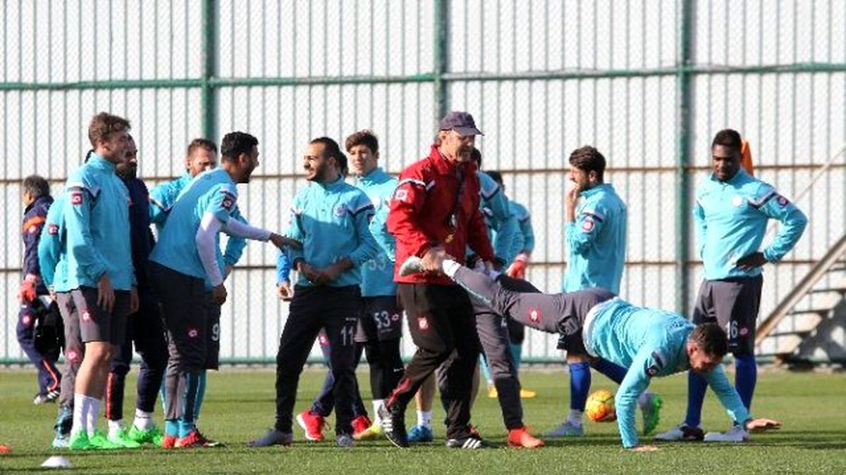 Karaman: "Az Hata Yapan Kazanacak"