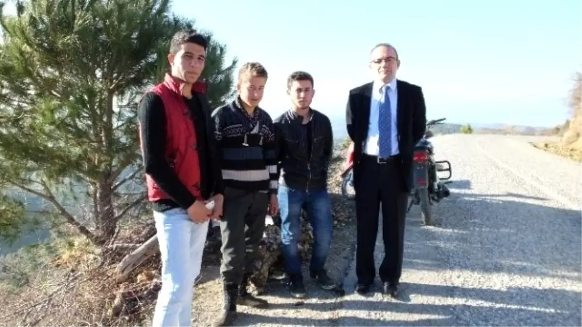 Köylü Gençler, Kaymakamdan İnternet İstedi