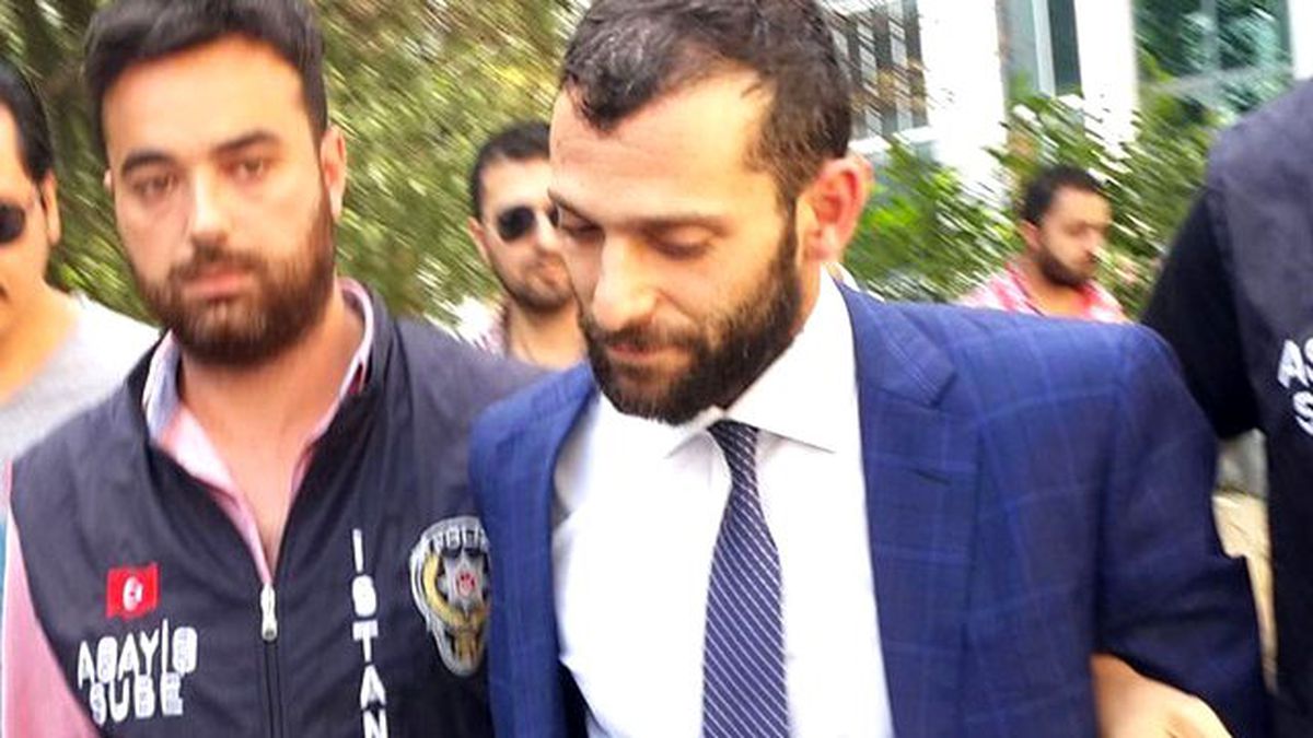 'Küçük Baba' Onur Özbizerdik Hakkında Yakalama Kararı