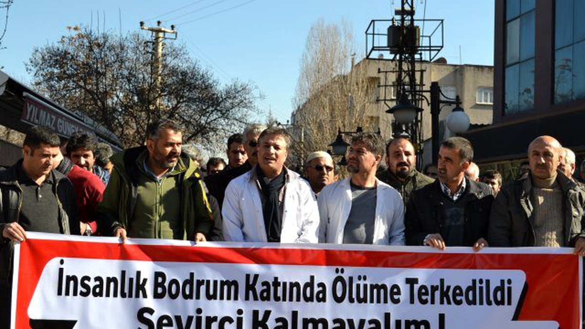 Sağlıkçılar, Cizre Olayları İçin Toplandı
