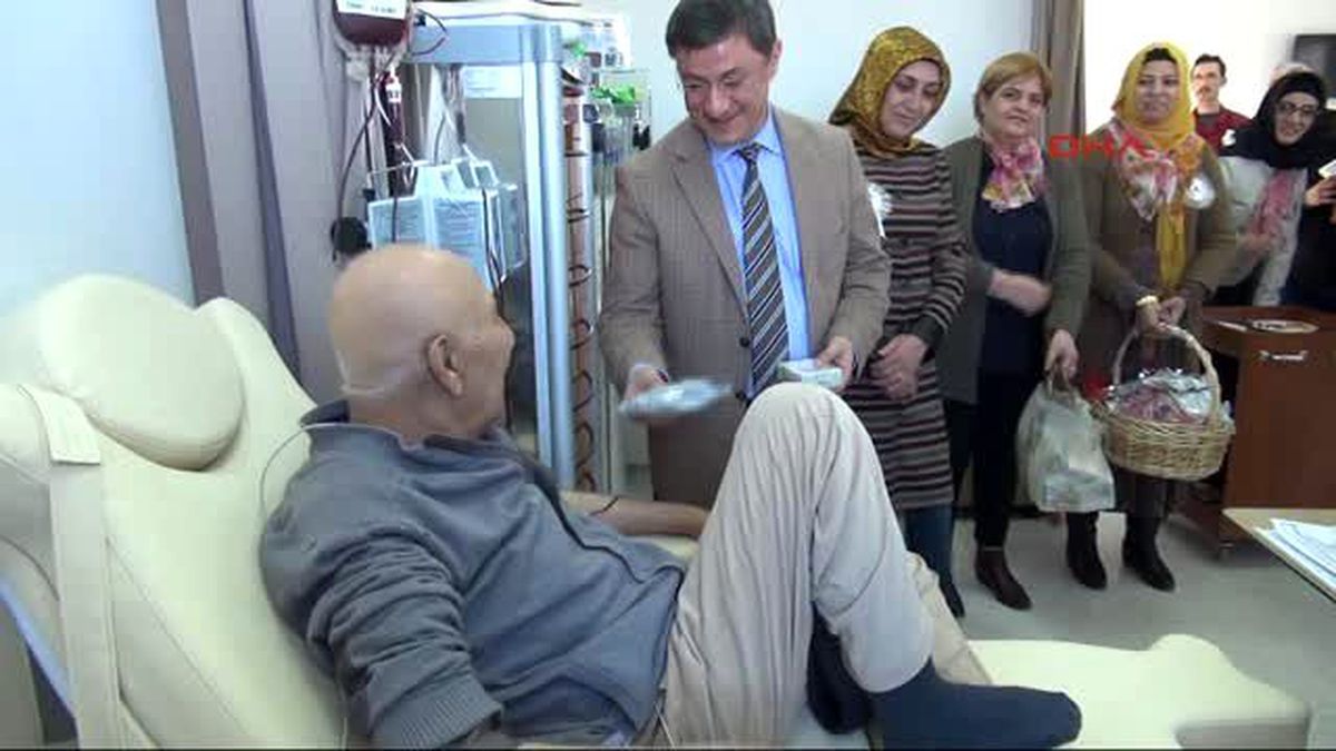 Sivas - Kanser Hastalarından Kemotorapi Gören Hastalara Moral