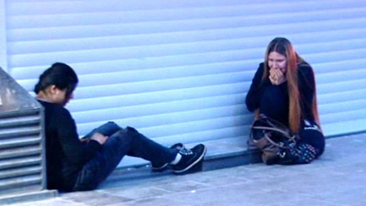 Asansörde Pompalı Tüfekle İntihar Etti