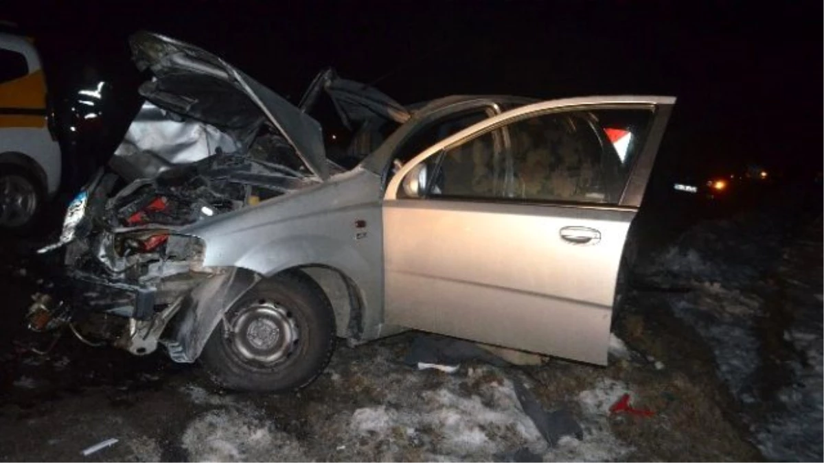 Bingöl\'de Trafik Kazası: 1 Ölü, 4 Yaralı