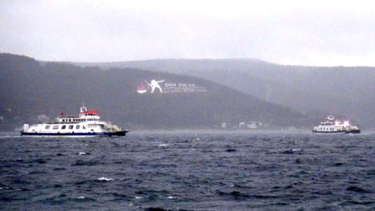 Çanakkale\'de Deniz Ulaşımına Poyraz Engeli