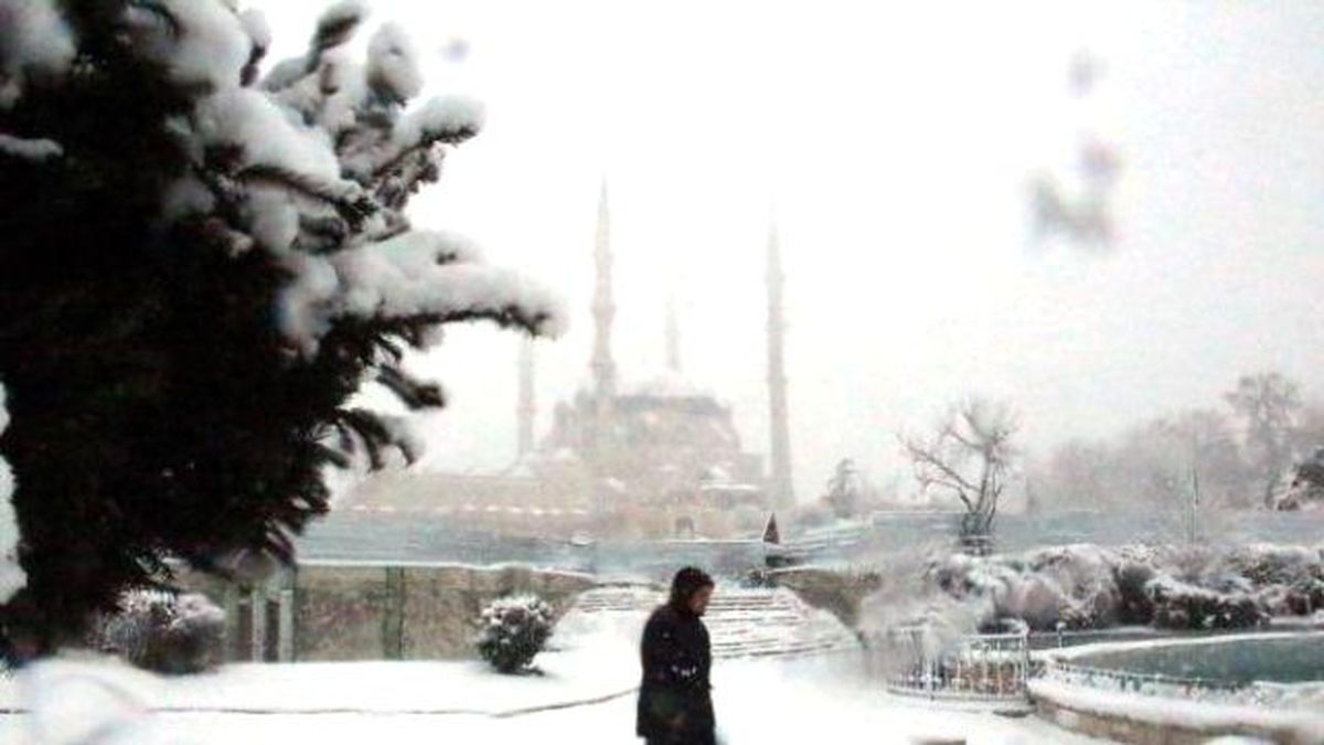 Edirne\'de Yoğun Kar Yağışı