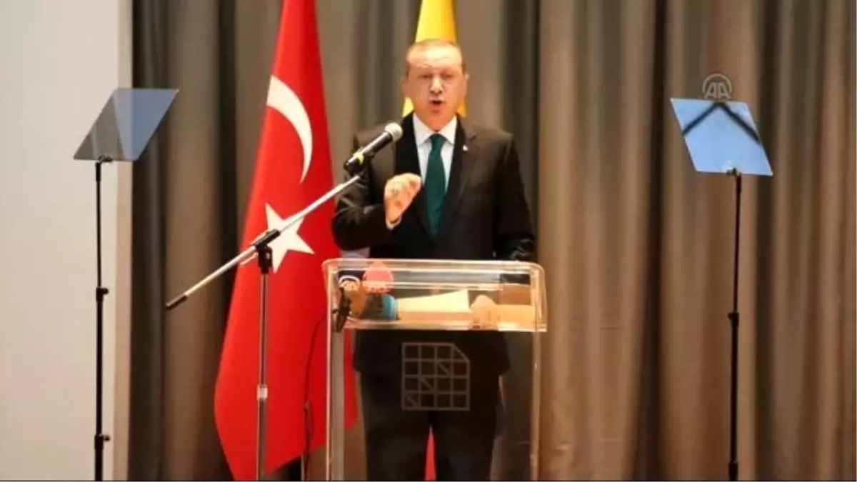 Erdoğan: "İnsani Diplomasinin Uluslararası İlişkilerin Anahtarı Olması Gerektiğine İnanıyoruz"