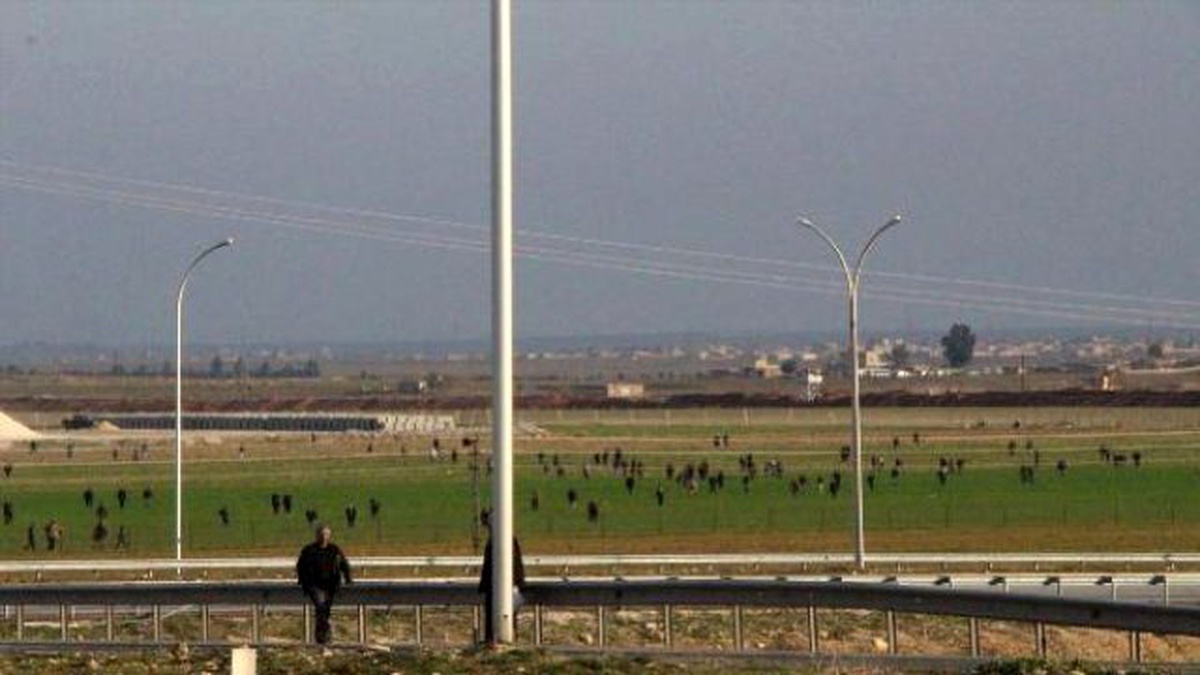 Nusaybin\'den Cizre\'ye Yürümek İsteyen Grup Engellendi