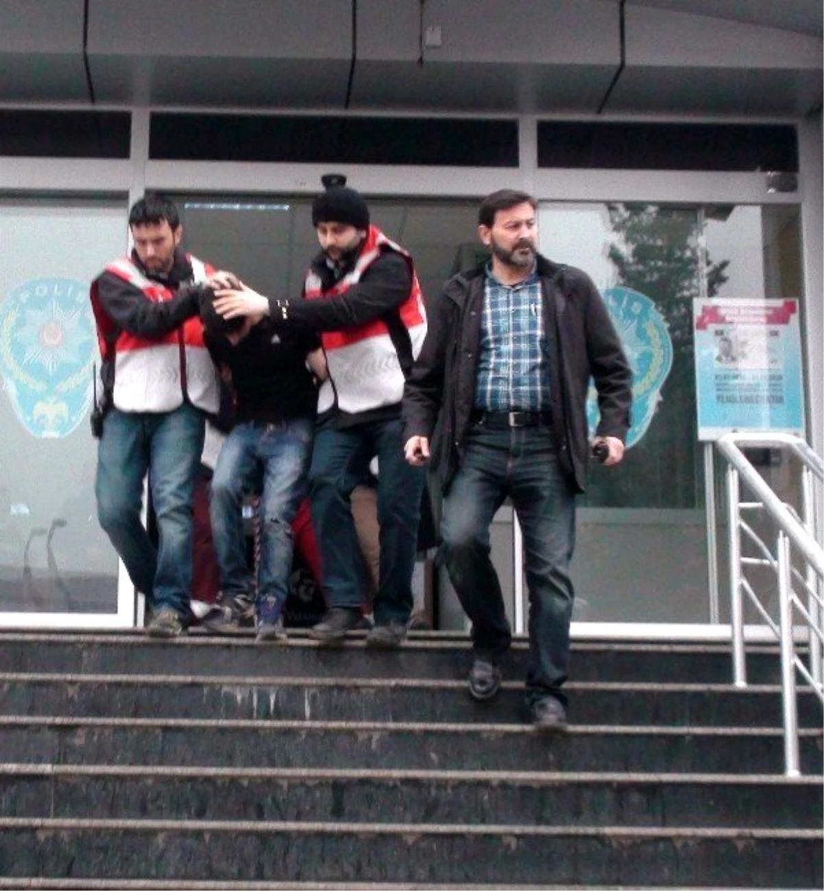 Sultanbeyli\'deki Patlamayla İlgili 2 Kişi Gözaltına Alındı